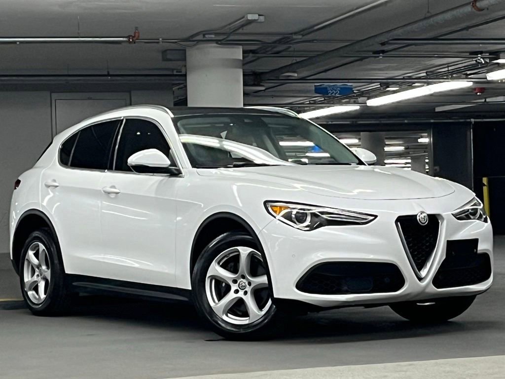 alfa romeo stelvio 2018 ZASFAKBNXJ7B94015 image alfa romeo stelvio 2018 ZASFAKBNXJ7B94015 image